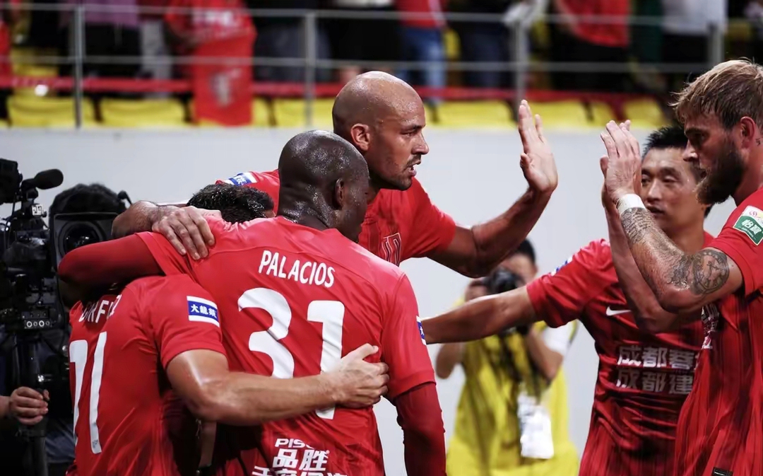 PG电子-赛地聚焦：足总杯集结日热度飙升，莱比锡队长鼓劲，信心回归，阵容厚度经受考验的简单介绍