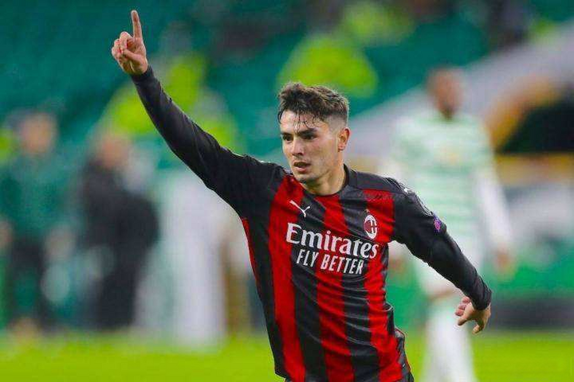 PG游戏-加时末段全明星赛传出新动向；AC米兰更衣室发声；管理层表态：气氛紧张；球队文化再被提及(FM2024阿森纳)