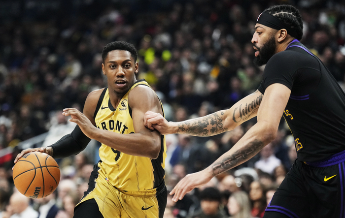 PG游戏-关于阿扎伦卡在湖人比赛中连败，逆转引发热议！的信息